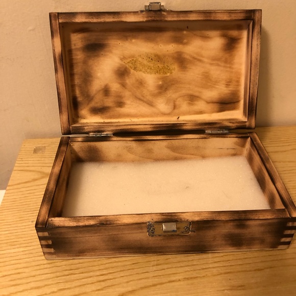 ⚡️Handmade Solid Wood Trinket Box⚡️ - Picture 7 of 10